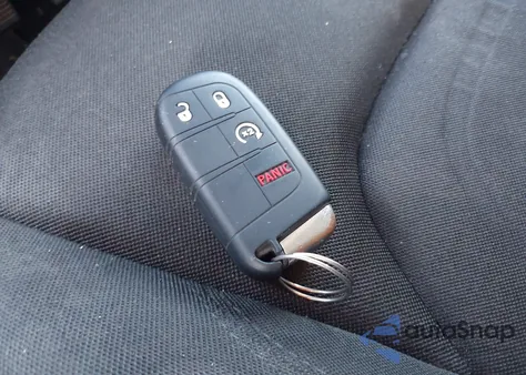 2018 Jeep Renegade Latitude Fwd из США, поврежденный, VIN ZACCJABB8JPH27476